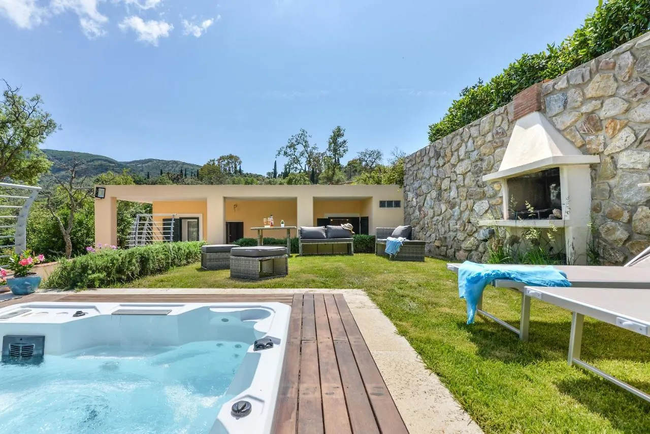Casa Vacanze Con Piscina Apartment Capoliveri  Italy